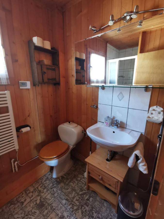 Chalet Traditionnel Avec Jacuzzi Exterieur Bex Ngoại thất bức ảnh
