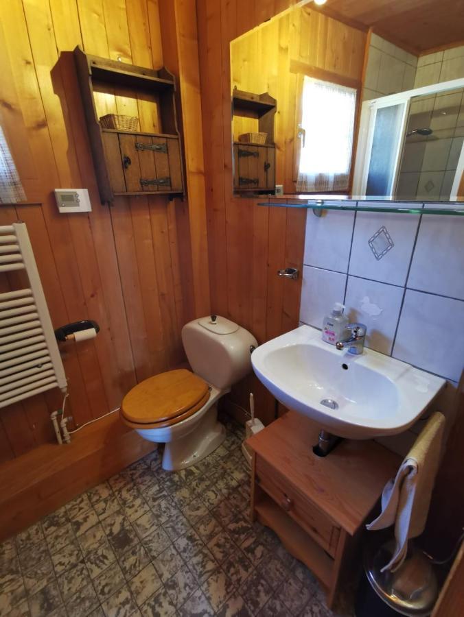 Chalet Traditionnel Avec Jacuzzi Exterieur Bex Ngoại thất bức ảnh